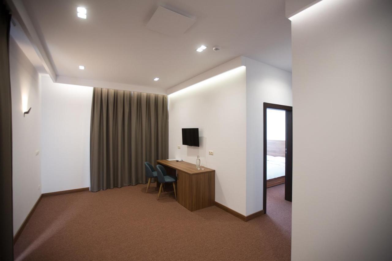 Hotel Rubin Stara Blotnica Dış mekan fotoğraf